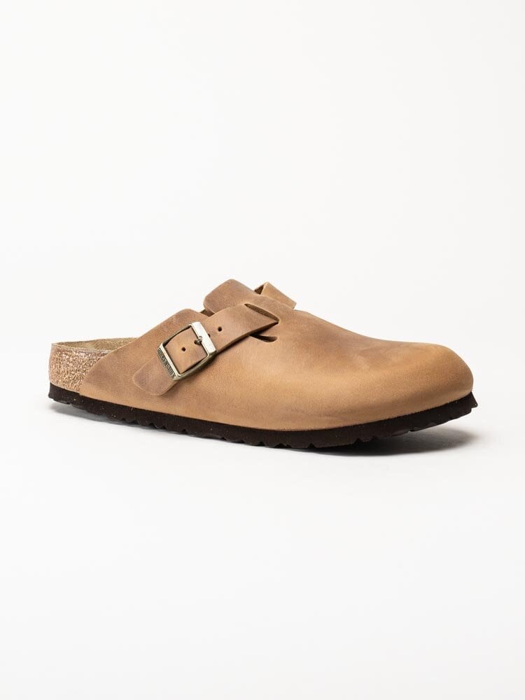 Birkenstock - Boston Narrow - Ljusbruna slip-in sandaler i oljat skinn