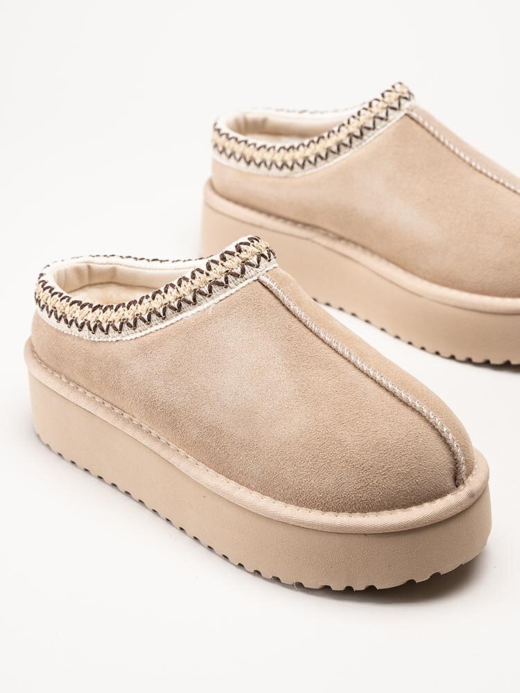 Duffy - Beige fodrade slippers i mocka