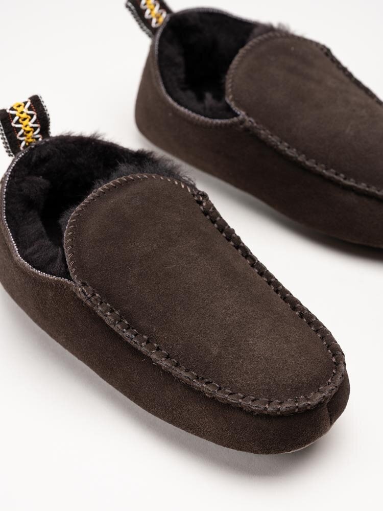 Axelda - Edinburgh 2 - Mörkbruna slip on fårskinnstofflor