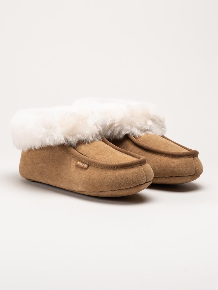 Wollies - Classico Suede - Ljusbruna slip on fårskinnstofflor