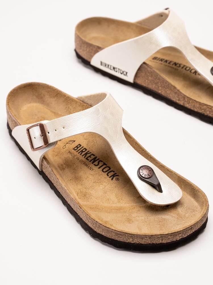 Birkenstock - Gizeh regular - Pärlvita slip in sandaler