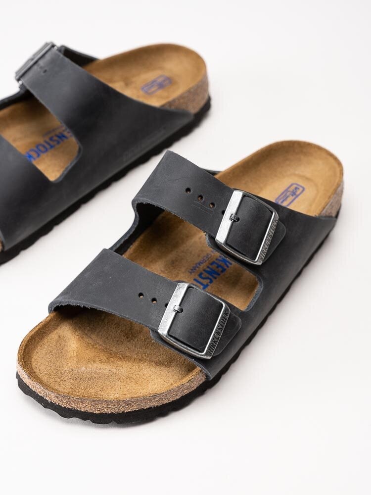 Birkenstock - Arizona SFB oiled - Svarta slip in sandaler i oljat skinn