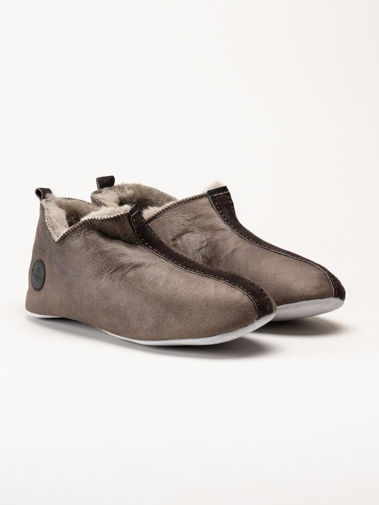 Shepherd - Henrik - Mörkbruna slip on fårskinnstofflor