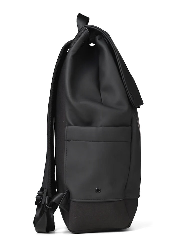 Tretorn - Tretorn Wings Daypack - Svart ryggsäck i slitstarkt material